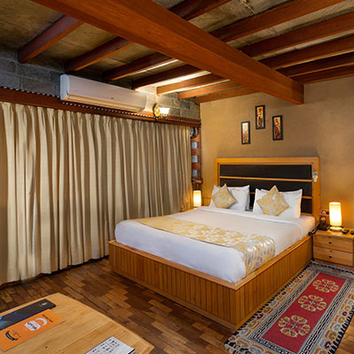 cozy-cottage-room-curtains-shobla-kaathkuni-royale-kullu-square