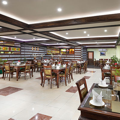 restaurant-shobla-royale-kullu-square