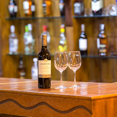 wine-bar-shobla-royale-kullu-square